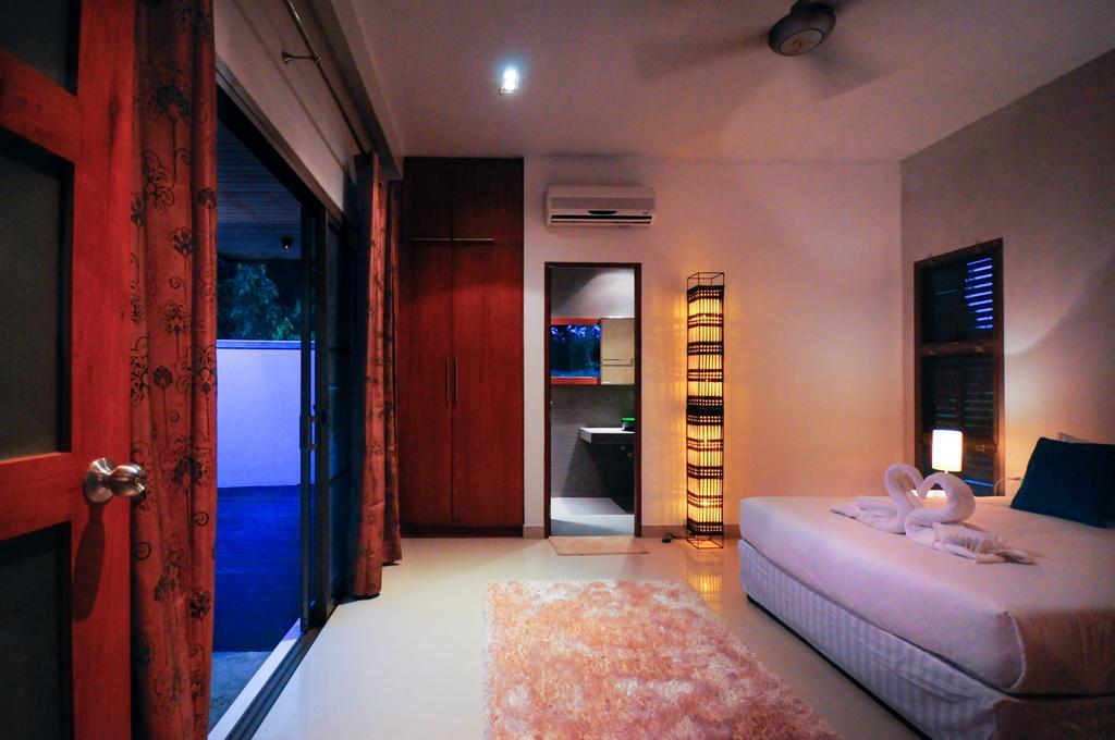 Nai Harn Beach Villa Buitenkant foto